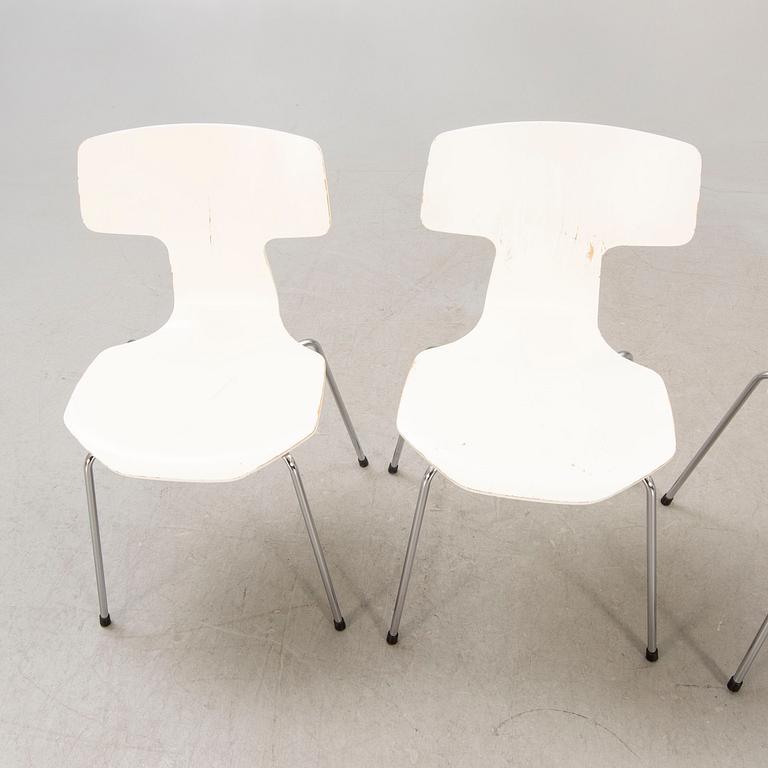 Arne Jacobsen, stolar, 4 st, "T-stolen/Hammarstolen" för Fritz Hansen Danmark, 1900-talets slut.