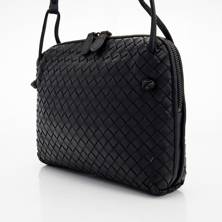 Bottega Veneta, a 'Nodini' bag.