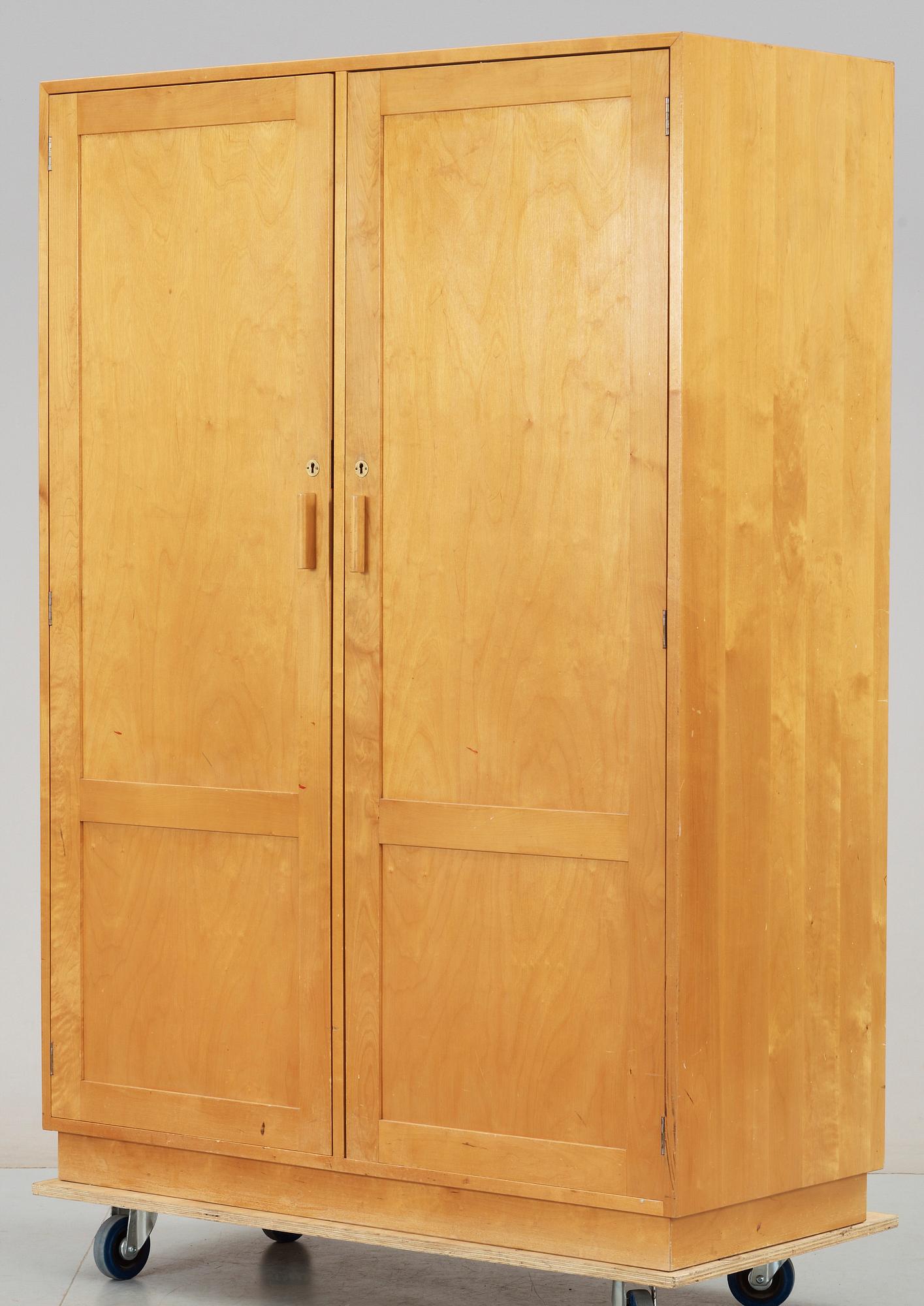 SKÅP, Alvar Aalto för Artek 1930/40-tal, Stämpelmärkt.