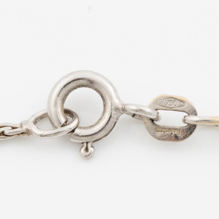 Necklace 18K white gold with brilliant-cut diamonds.