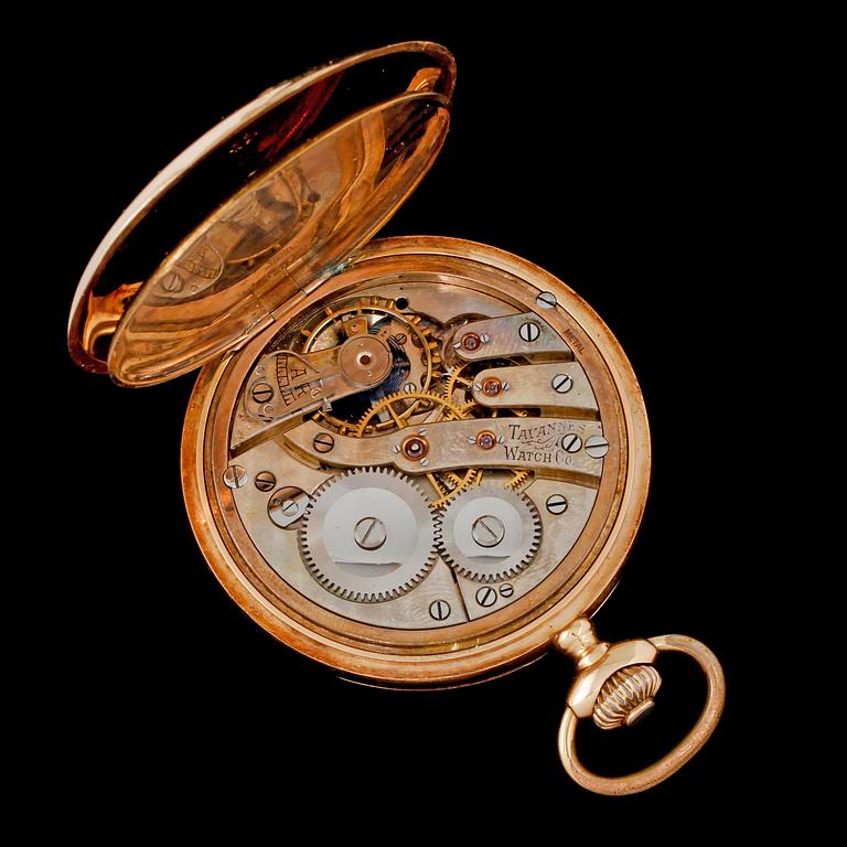 FICKUR, 2 st, 14k guld, 1900-talets första hälft. Total vikt 128 g.