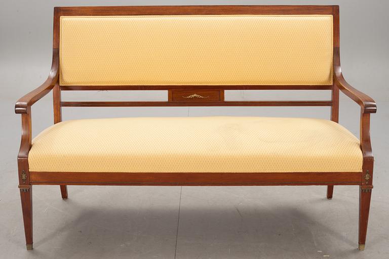 SOFFA, GUSTAVIANSK STIL, 1900-TALETS FÖRSTA HÄLFT.