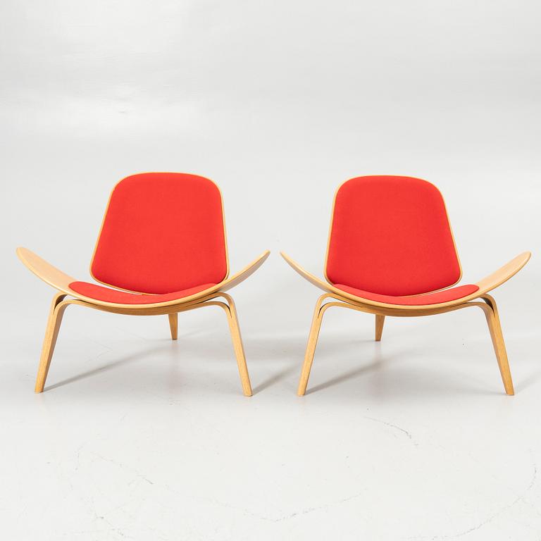 Hans J. Wegner, Armchairs, a pair, "CH07", Carl Hansen & Son Denmark, 2006.