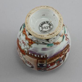 TEDOSA samt FAT, porslin, Kina, 1700-tal.