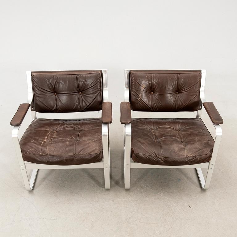 Karl Erik Ekselius, a pair of "Mondo" armchairs for JOC furniture, late 20th century.