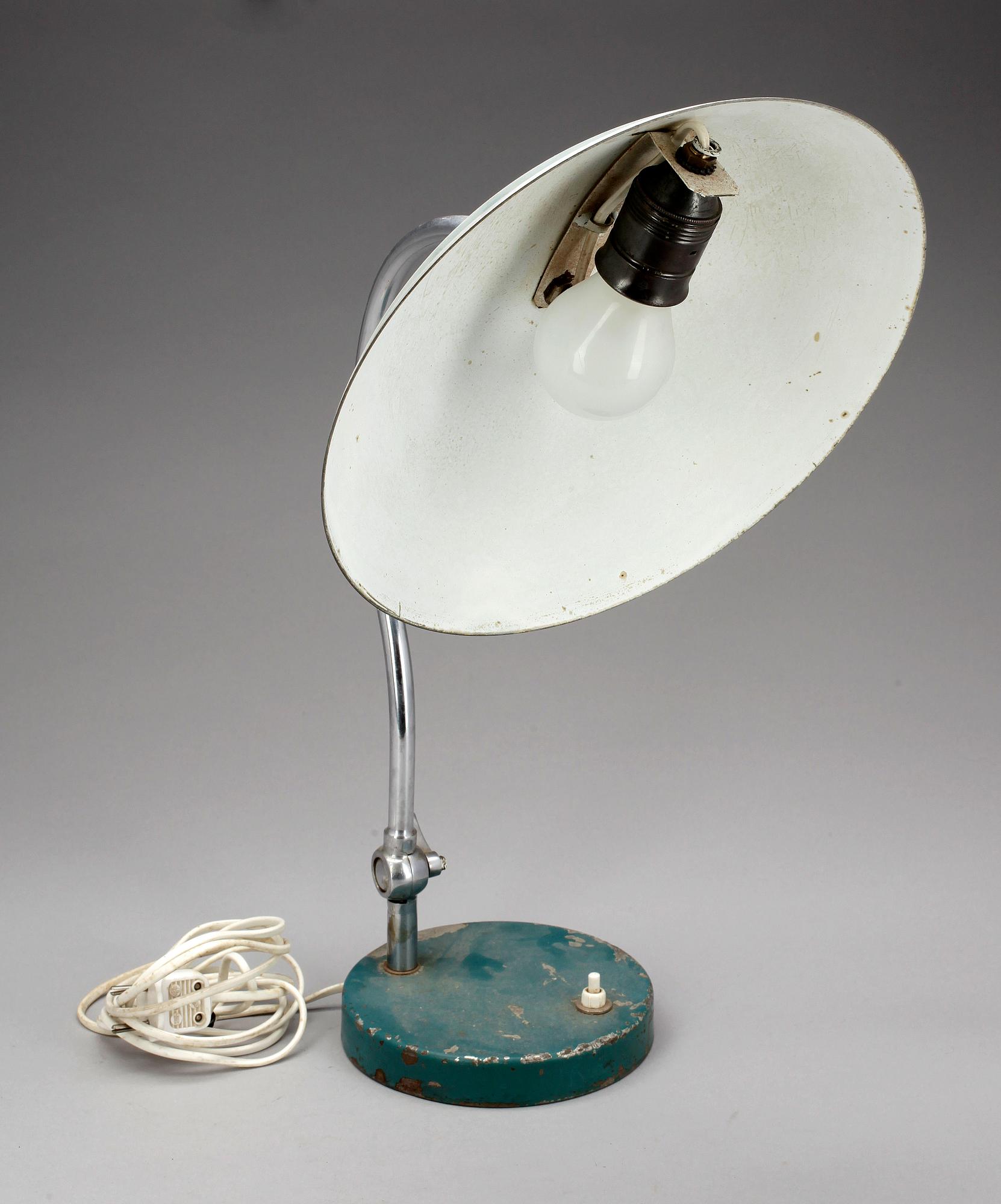BORDSLAMPA, metall, 1940-tal.