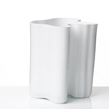 Alvar Aalto, a white mould blown glass vase, Iittala, Finland, model 3031.
