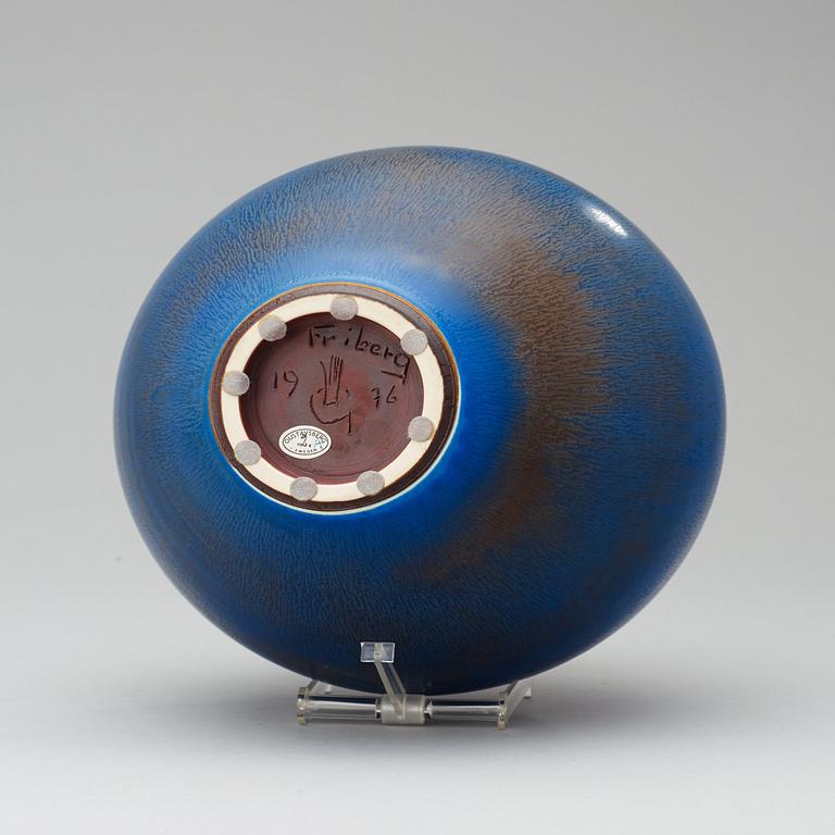 BERNDT FRIBERG, vas, Gustavsbergs Studio 1976.