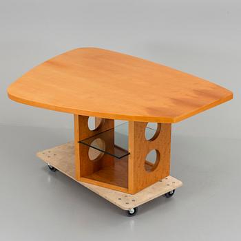 An irregularly shaped table / desk.