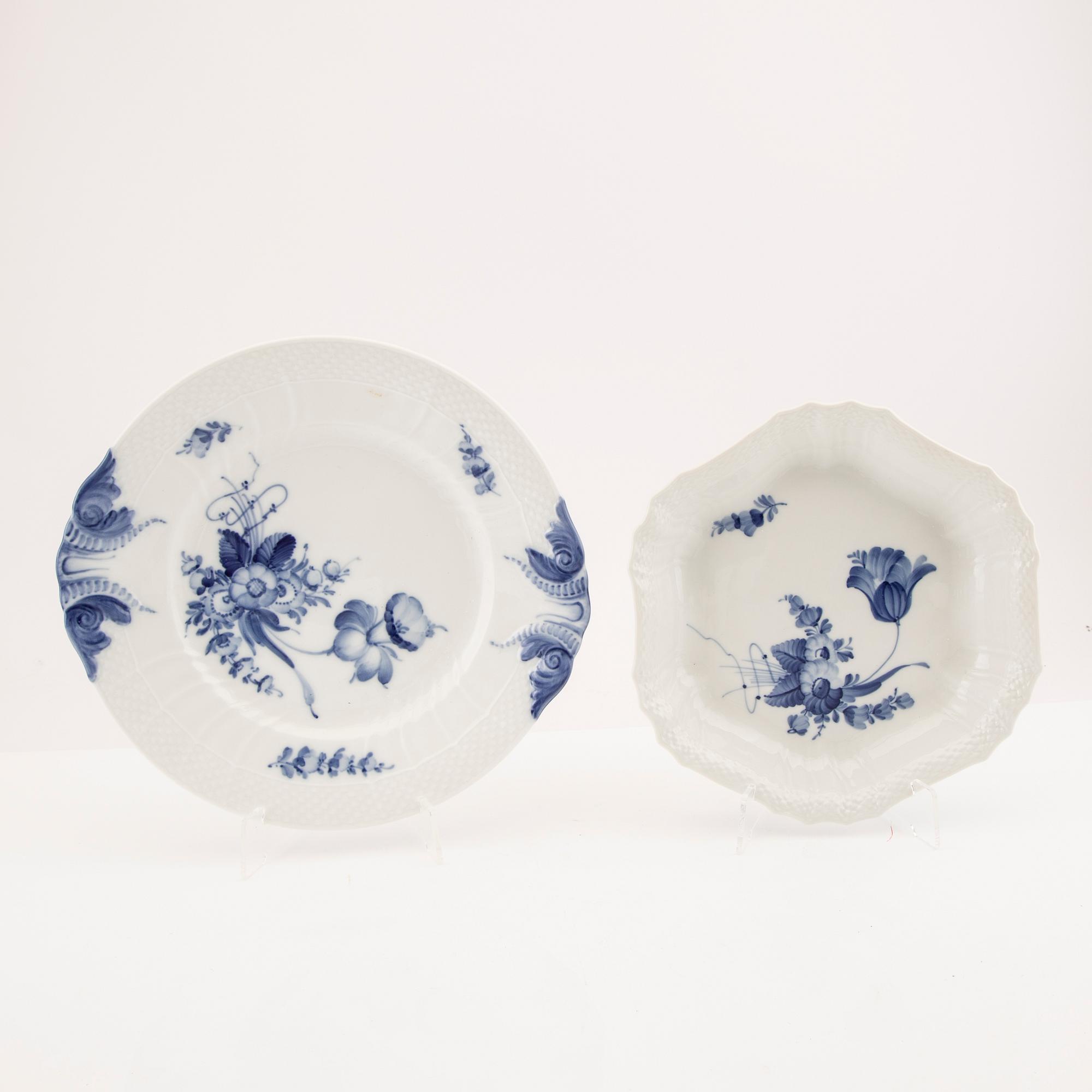 Servis "Blå blomst" 97 dlr Royal Copenhagen porslin.