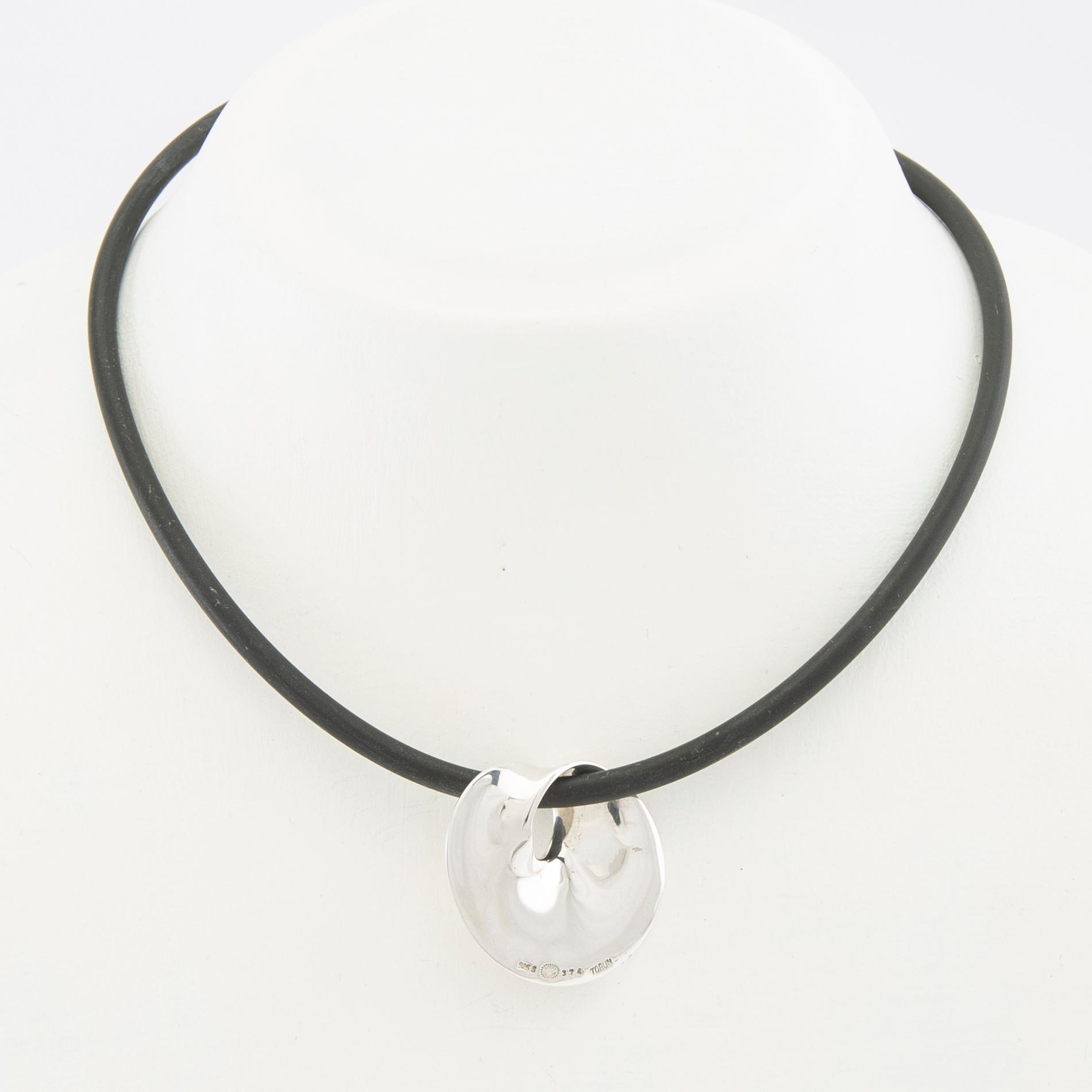 Georg Jensen 374 Möbius Choker Pendant | ヤマダウェブコム