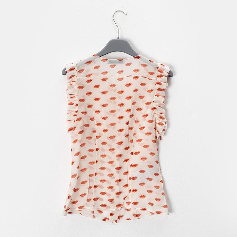Prada, a silk blouse, size 38.
