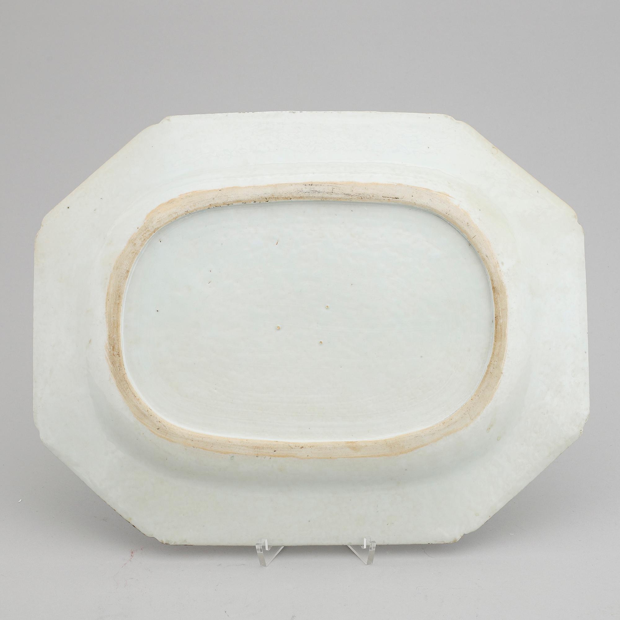 SERVERINGSFAT, kompaniporslin. Qingdynastin, Qianlong (1736-95).
