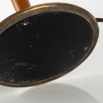 Bertil Brisborg, monumental bordslampa, modell "30910", Nordiska Kompaniet, 1940-tal.