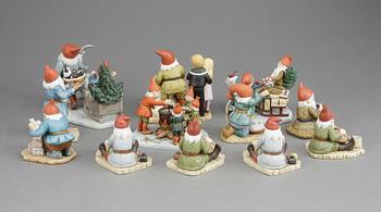 JULFIGURINER, 12 delar, flintgods, efter Jenny Nyström, utgiven av Kalmar Läns Museum.