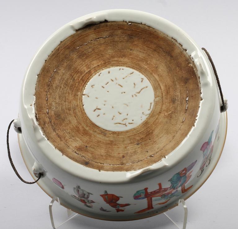 SKÅL, porslin. Kina 1800-tal.