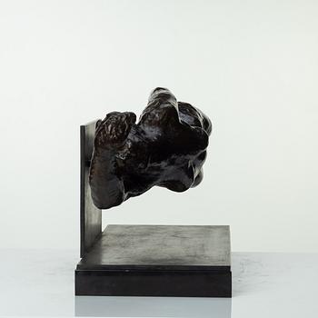 Gudmar Olovson, sculpture. Signed. Numbered. Foundry mark. Bronze, total height 29 cm, length 75 cm.