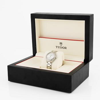 Tudor, Style 28, wristwatch, 28 mm.