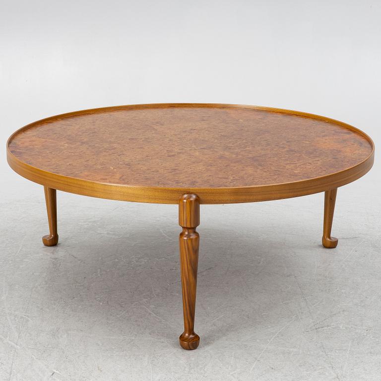 Josef Frank, soffbord, modell 2139, Firma Svenskt Tenn, efter 1985.