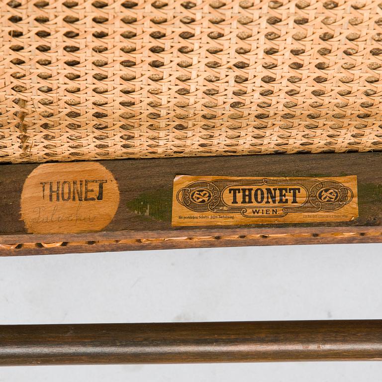 Thonet, 6 stolar, karmstol och soffa, Österrike, 1900-talets början.