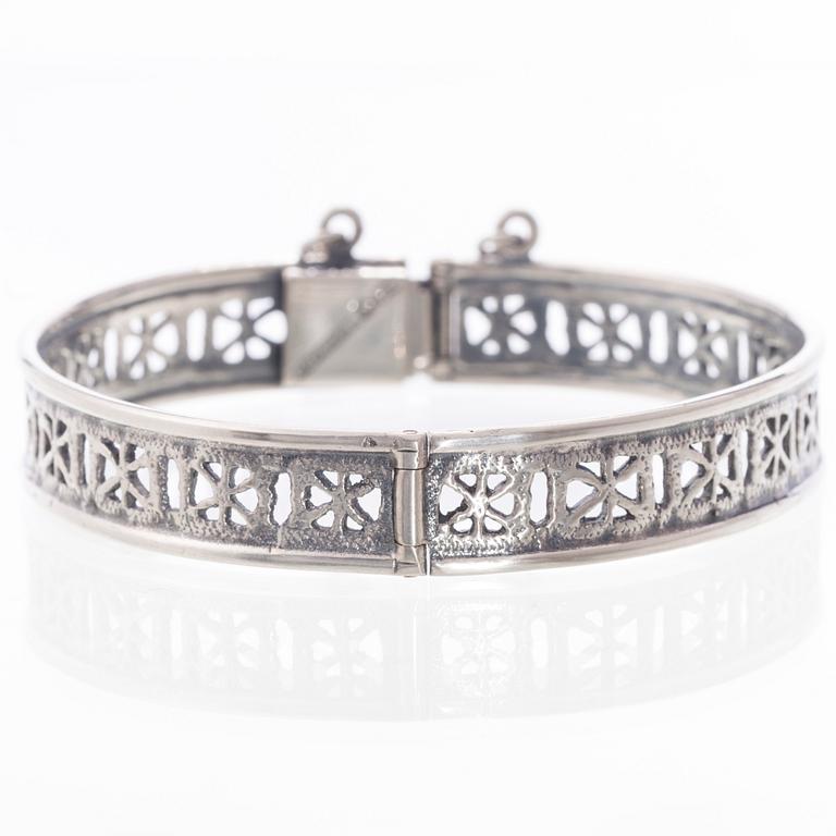 ARMBAND, silver.  Åbo 1970.