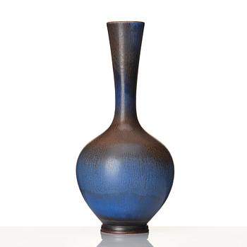 Berndt Friberg, a stoneware vase, Gustavsberg studio, Sweden 1964.