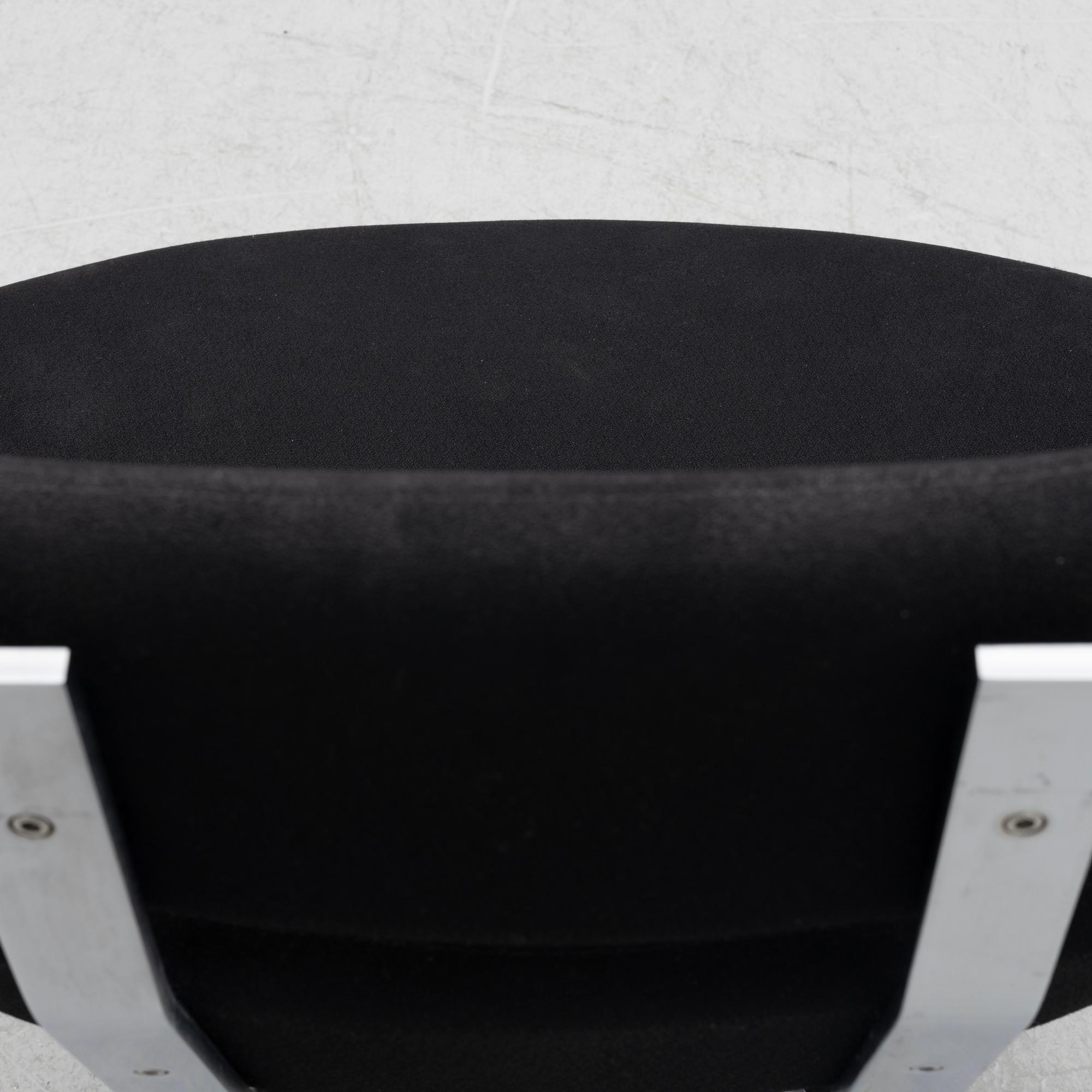 Poul Volther, fåtölj, "Corona EJ 5", Erik Jørgensen, Danmark, 2000.