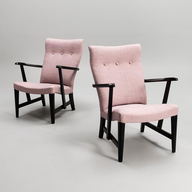 CARL GUSTAF HIORT AF ORNÄS, A PAIR OF ARMCHAIRS. "Prince" Puunveisto Oy-Wood work Ltd, Finland, designed in 1948.