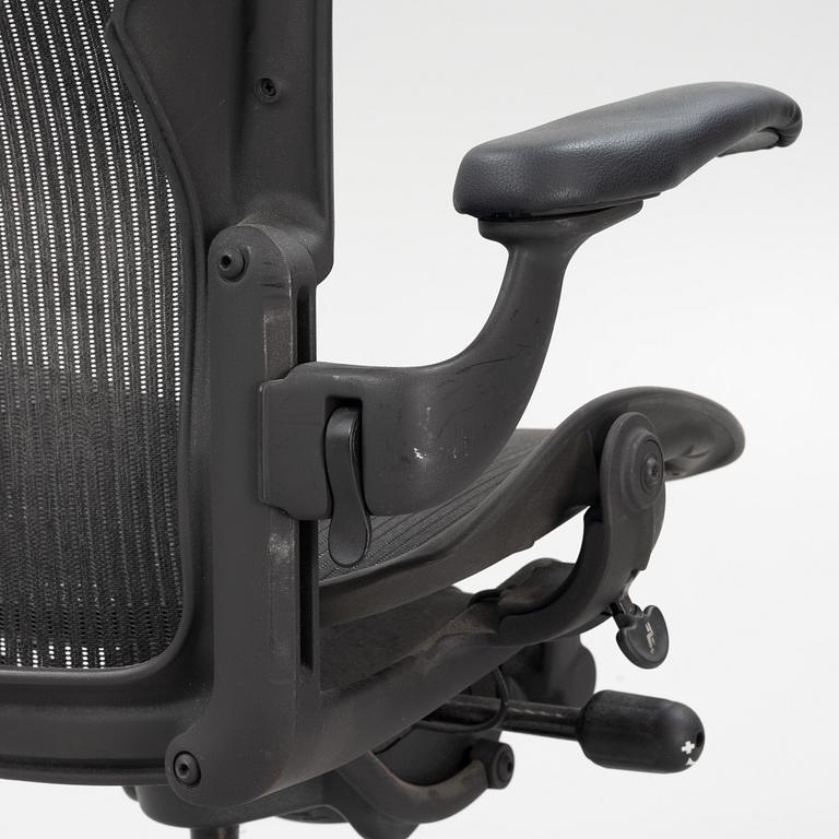 Don Chadwick/Bill Stump, skrivbordsstol, "Aeron", Herman Miller.