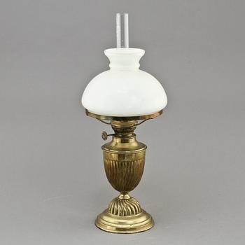 FOTOGENLAMPA, mässing, 1900-talets första del.