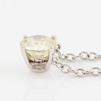 Collier 18K vitguld med briljantslipad diamant.