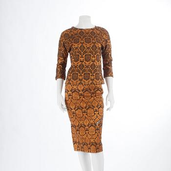 ALEXANDER MCQUEEN, a silk skirt and top, 2003/2004, skirt size 44.