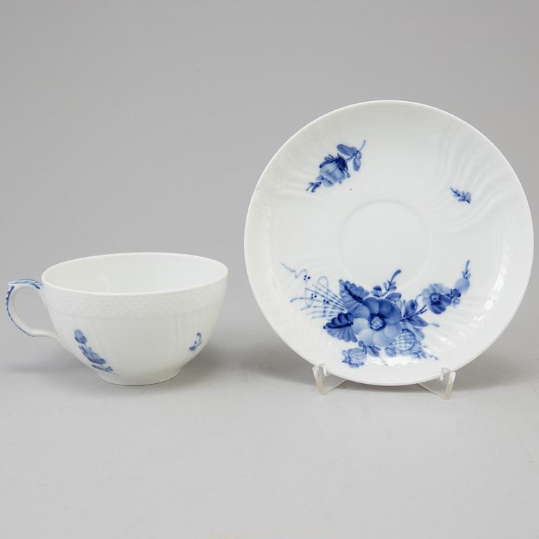 A 37 piece porcelain service 'Blå blomst', Royal Copenhagen, Denmark.