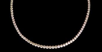 1088. A brilliant cut diamond necklace, tot. 23.52 cts.