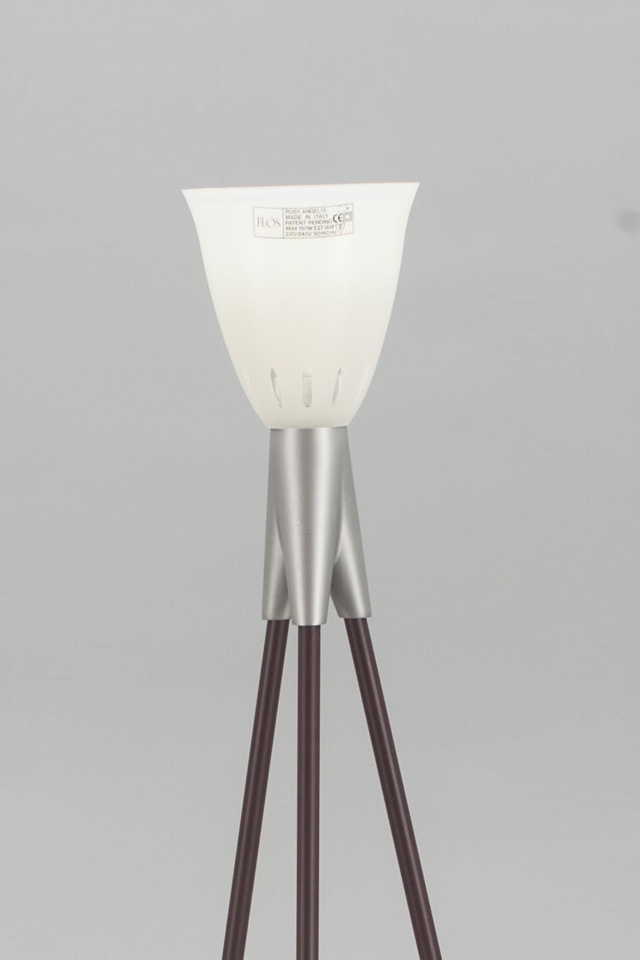 GOLVLAMPA, "Royal Angelis", Philippe Starck, Flos, Italien. Etikettmärkt.