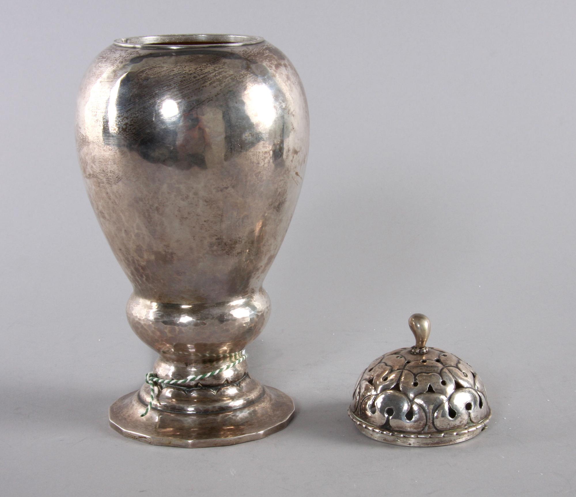 SOCKERRUSKA, silver, Köpenhamn 1918, svenska importstämplar.