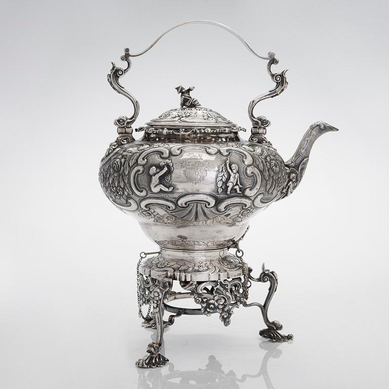 A Georgian seven-piece, sterling silver tea and coffee set, maker's mark of Joseph Angell, London 1817-1823.