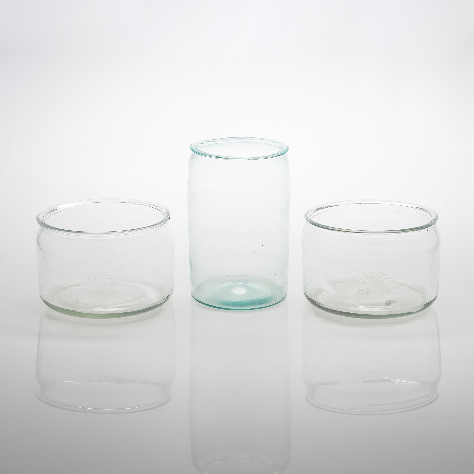 A set of 3 glass jars, among others Karhulan lasitehdas, first half of the 20th century.