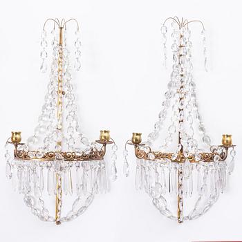 Vägglystrar, ett par. Gustaviansk stil, 1900-tal.