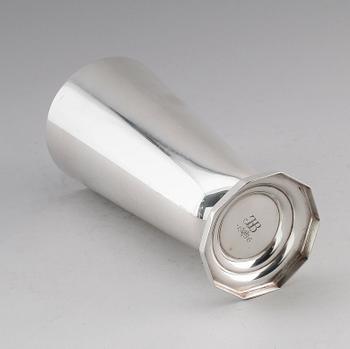 BÄGARE, silver, GAB, Stockholm 1935. Vikt ca 288 g.