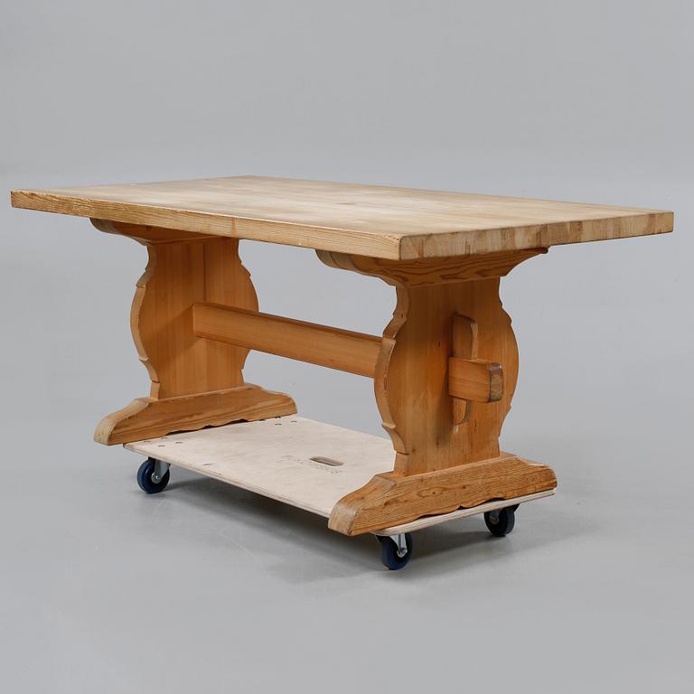 BOCKBORD, Krogenäs möbler, Norge, 1900-talets andra hälft.