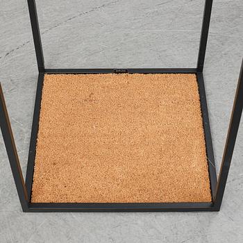 ALEXANDER LERVIK, "Atelier Floor Hanger", klädhängare, Design House Stockholm 2020.