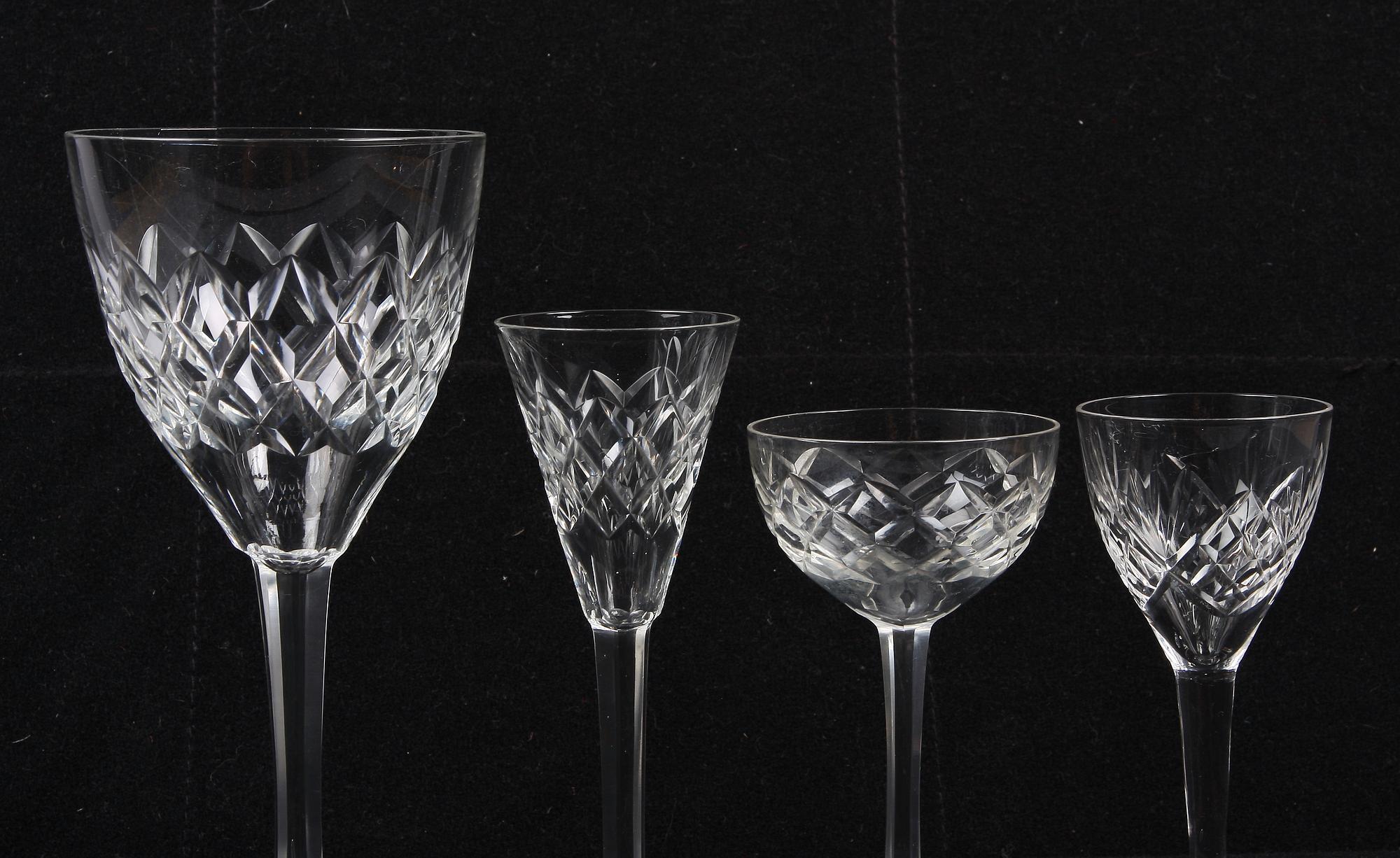 GLASSERVISDELAR, 34 st.