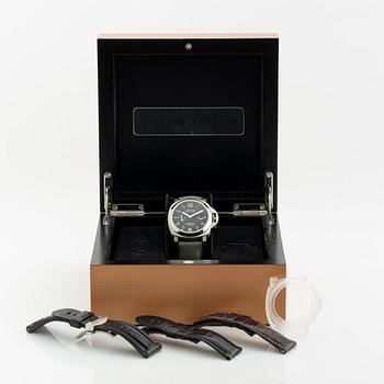 Panerai, Luminor Marina, wristwatch, 44 mm.