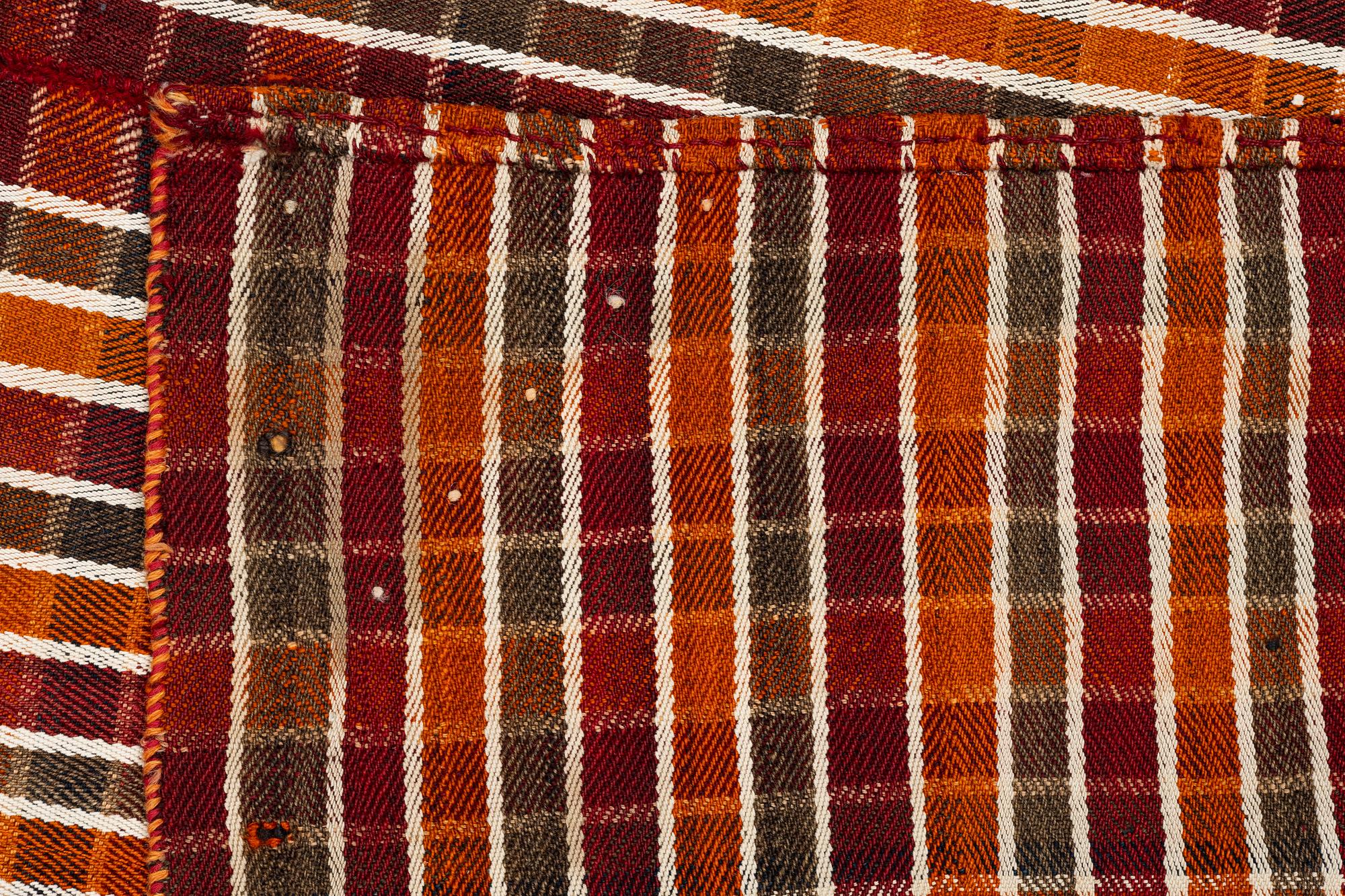 Täcke, slätvävd, Sannolikt Qashqai, Iran, ca 227 x 150 cm.