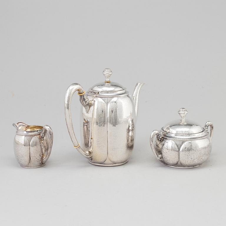 KAFFESERVIS, 3 delar, silver, importstämplad, 1900-talets första hälft.