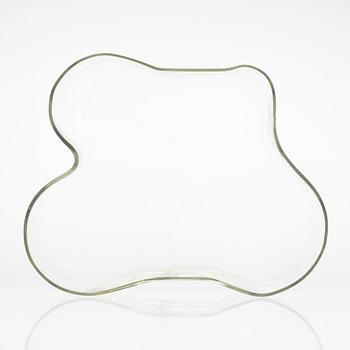 Alvar Aalto, malja malli 3035, signeerattu Alvar Aalto Iittala. 1950-luku.