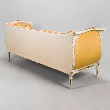 David Blomberg, a sofa with table and two chairs for Nordiska Kompaniet, first half of the 20th century.