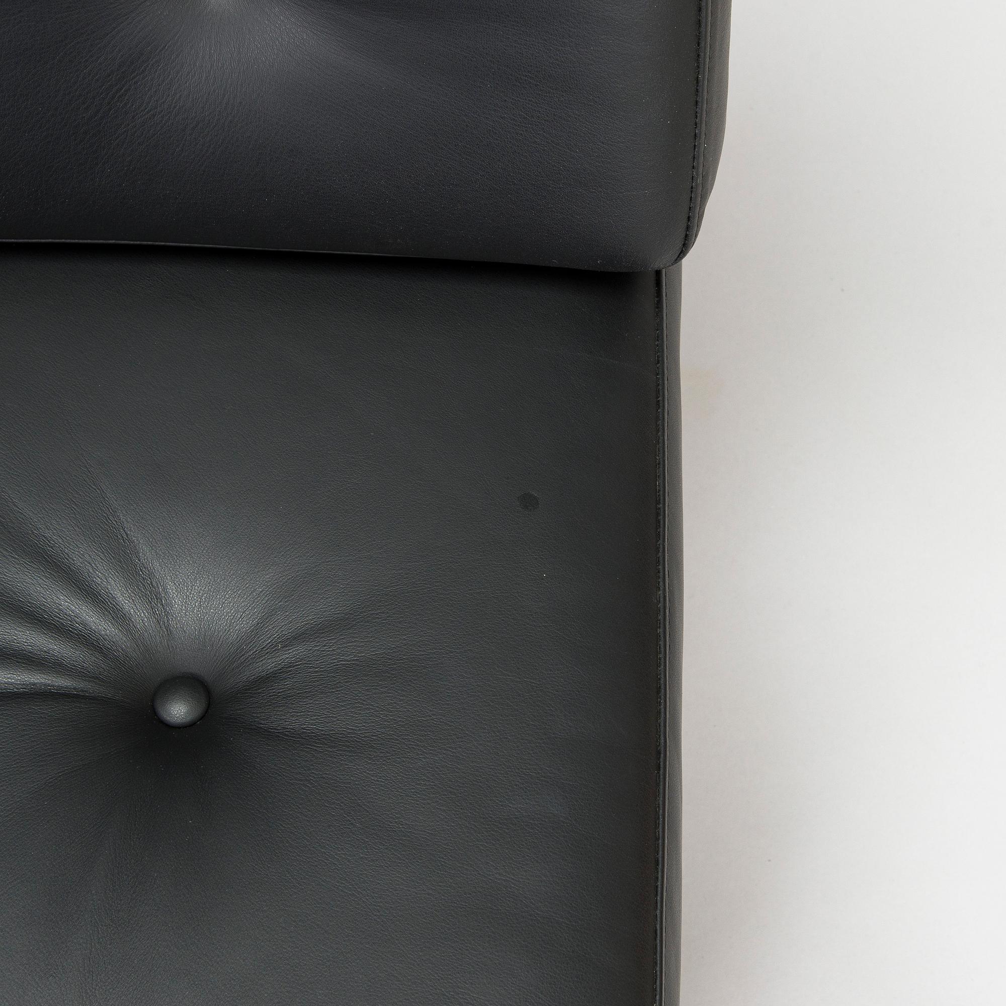 Carl Gustaf Hiort af Ornäs, a 1950s 'Åre' sofa for Puunveisto Oy - Wood work Ltd.