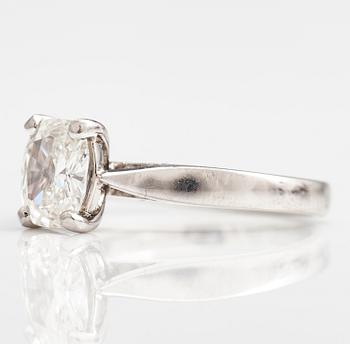 A palladium ring with a cushion brilliant cut diamond ca. 1.50 ct.